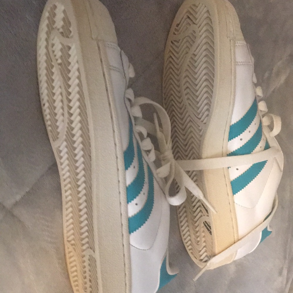 Addidas - Picture 2 of 4